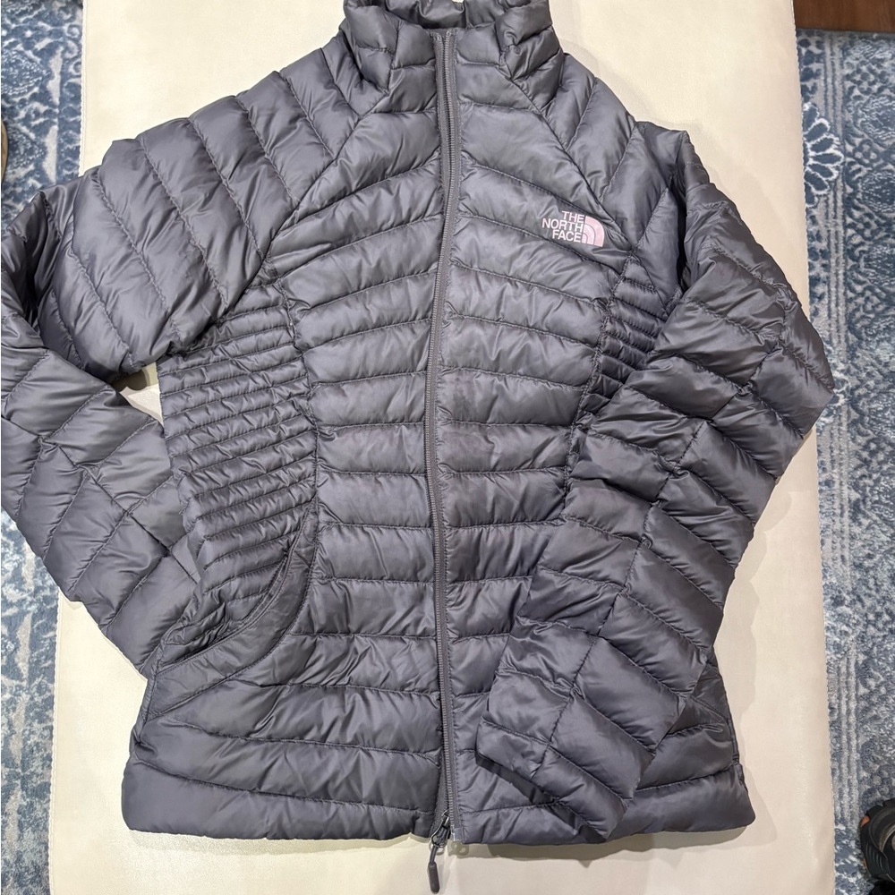 (SOLD) The North Face Women's XS gray/purple Jacket